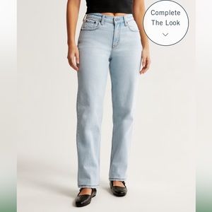 Abercrombie curve love Mid Rise 90s Straight Jean
